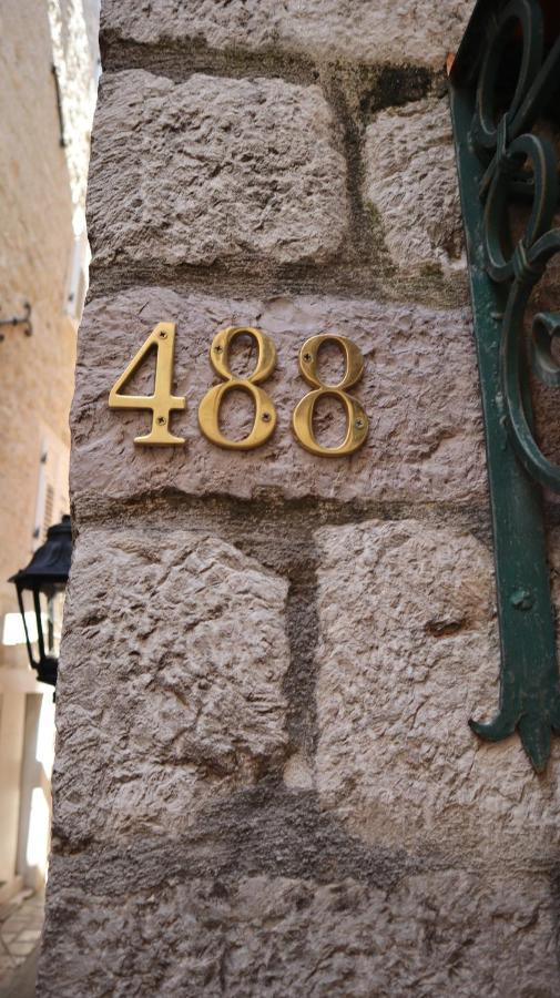 Apartments Wine House Old Town Котор Экстерьер фото