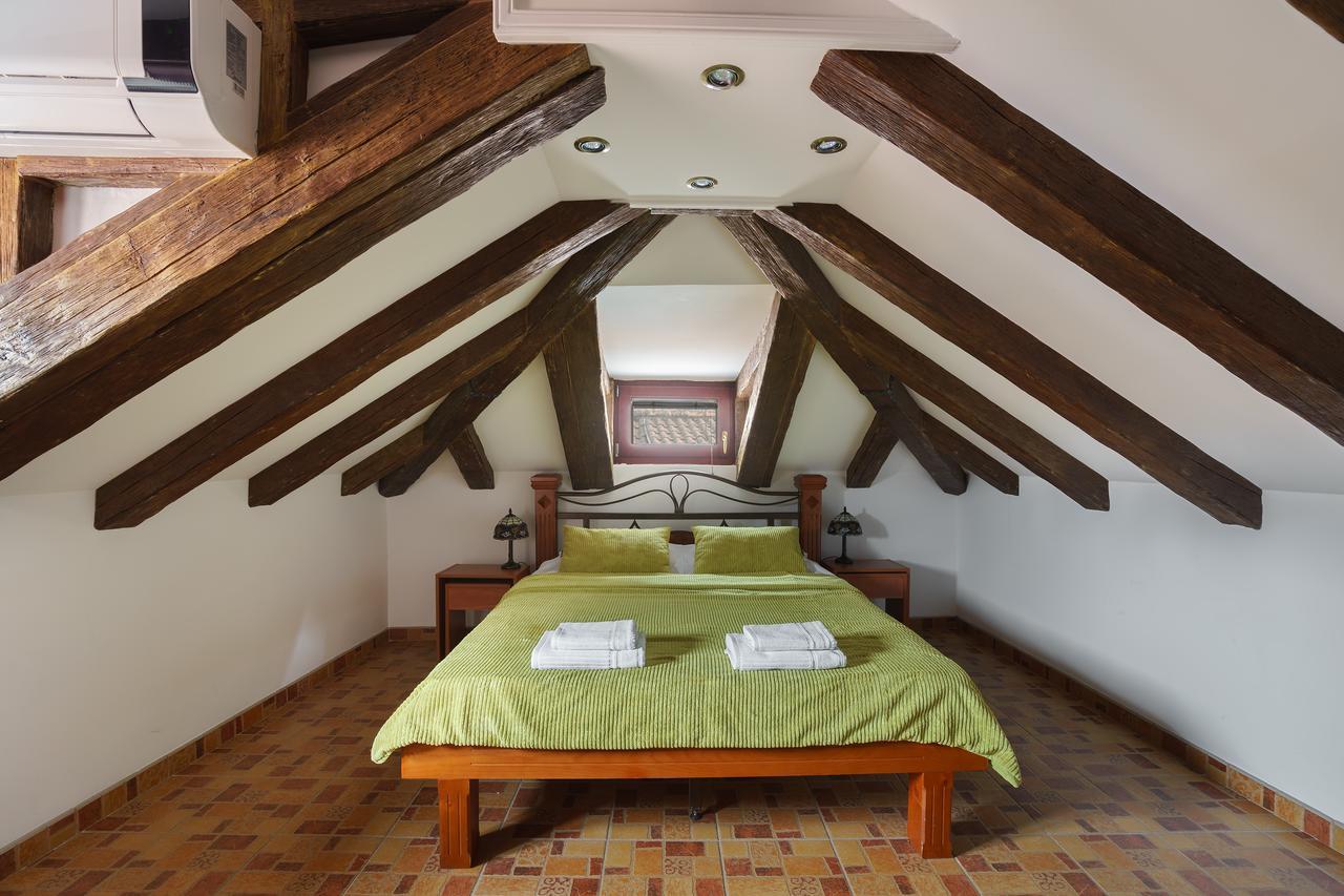 Apartments Wine House Old Town Котор Экстерьер фото